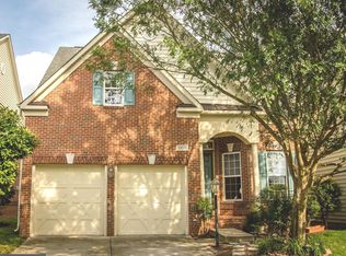 13079 Greg Roy Ln, Oak Hill, VA 20171
