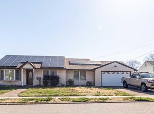 219 Howard Ave, Rochelle Park, NJ 07662