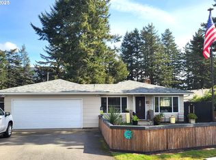 346 Del Norte Ln, Brookings, OR 97415