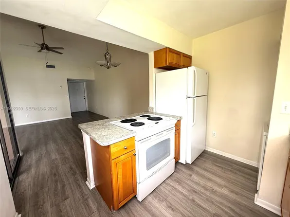 800 Independence Dr #800I, Homestead, FL 33034