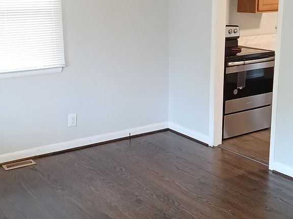 4th image of 1803 Joyce St