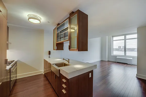 Rented by Level Group | media 5