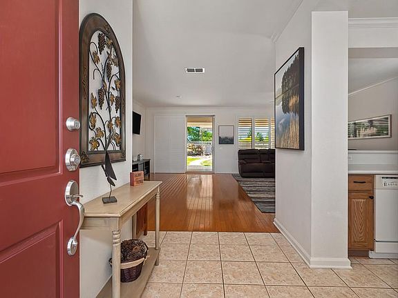 4th image of 2059 Stonecrest Ln