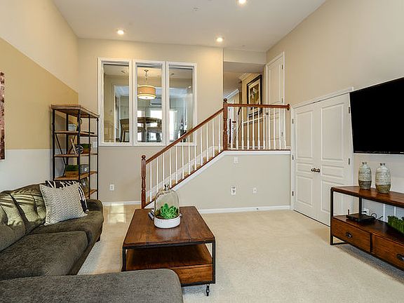 3rd image of 650 Shore Forest Dr