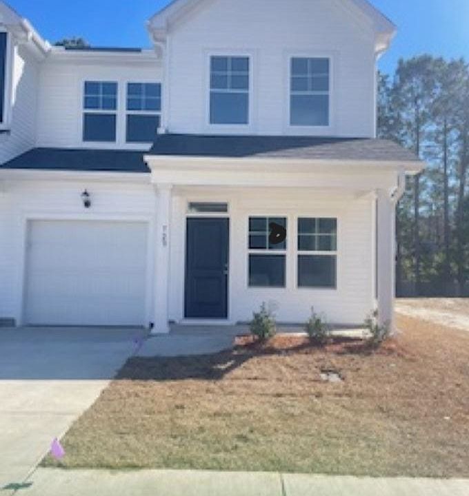 1st image of 729 NW Palm Frond Way #12