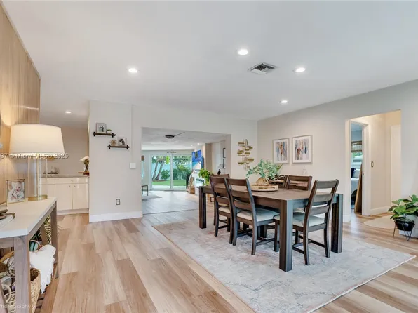 430 SE 4th Ter, Pompano Beach, FL 33060