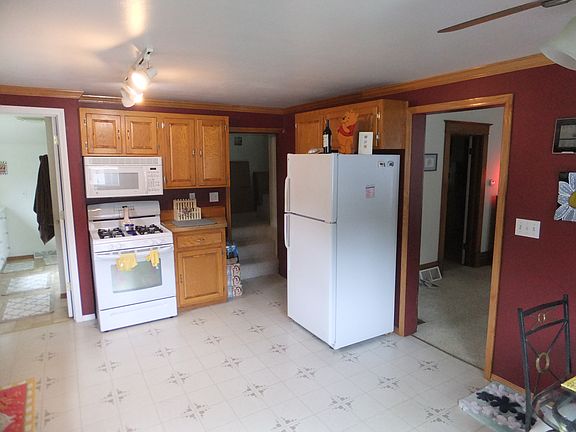 4th image of 3207 Carney Ave