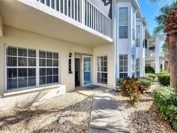 404 Laurel Lake Dr Unit 102, Venice, FL 34292