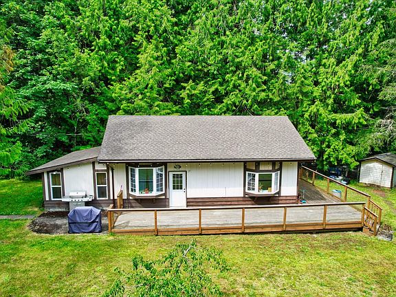 3rd image of 1440 Cresta Roca Rd