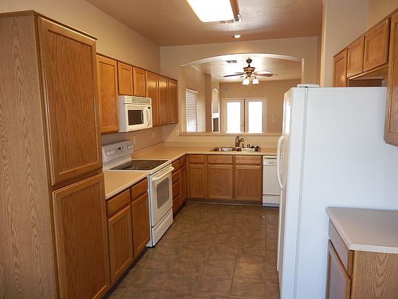 4th image of 1873 W Thompson Way