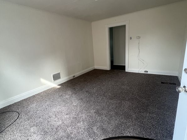 439 Westminster Ave #2