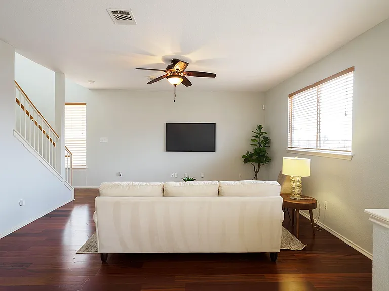 13504 Richard Nixon St — Photo 5