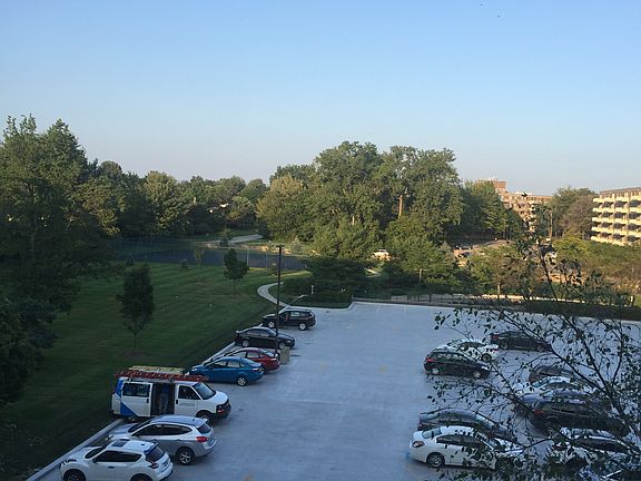 2nd image of 2112 Acacia Park Dr APT 423