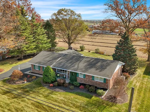 2128 Creek Hill Rd, Lancaster, PA 17601