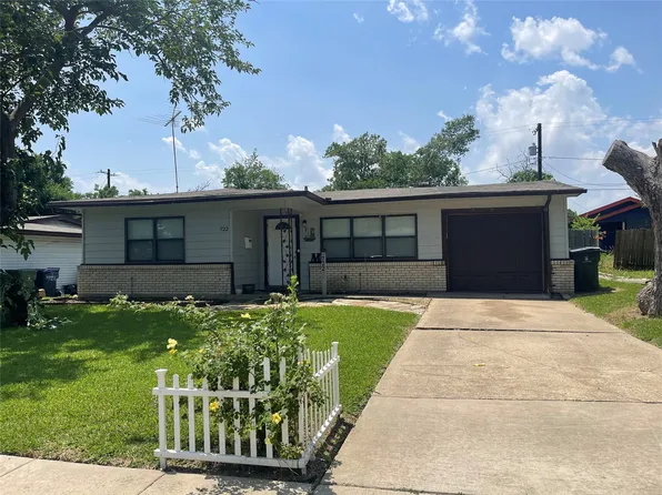 722 E Ridgewood Dr, Garland, TX 75041