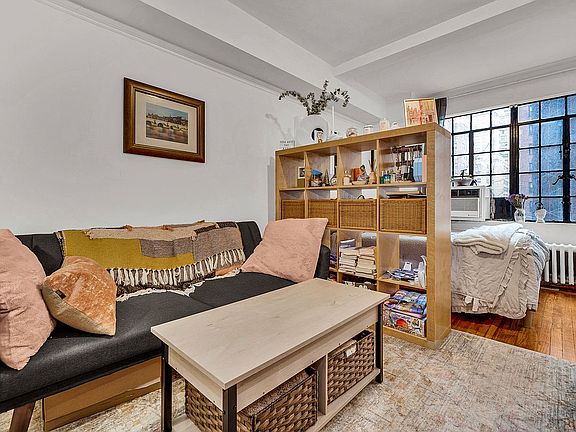 2nd image of 5 Tudor City Pl APT 308