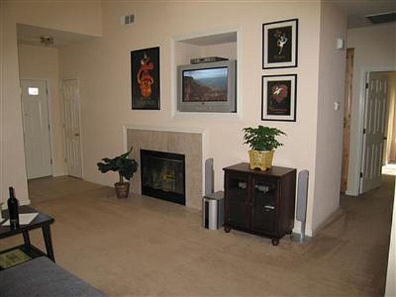 5th image of 33 Forrester Ln