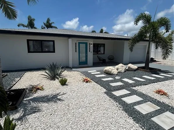 855 Boca Ciega Isle Dr, Saint Pete Beach, FL 33706