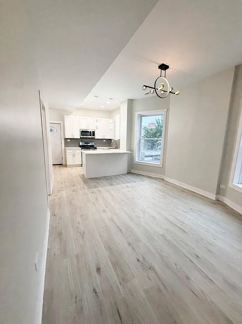 4 bed, 1500 sqft, $2,900 — Photo 4