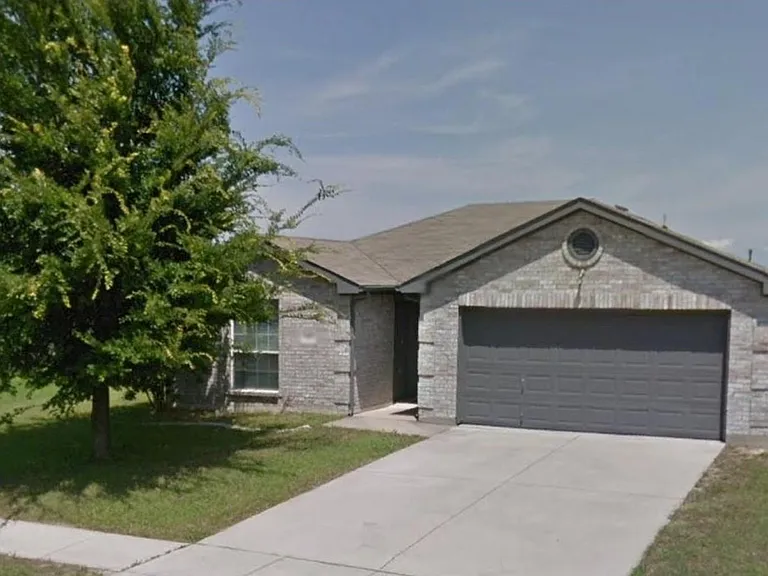 Penny Ln — Photo 1