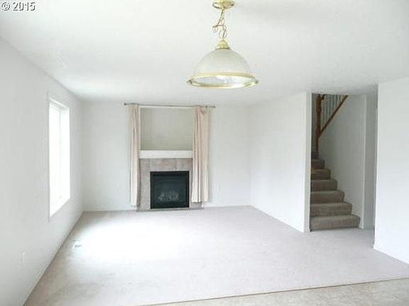 4th image of 16404 NE 43rd Way