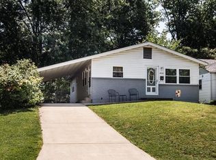 3606 High Dr, Saint Ann, MO