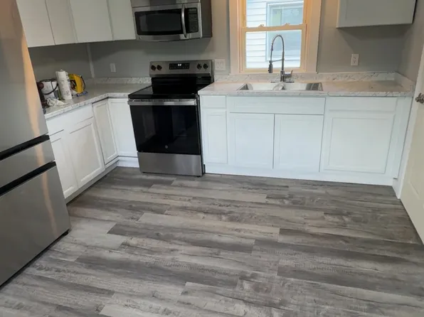 28 Mill St #2, Brewer, ME 04412