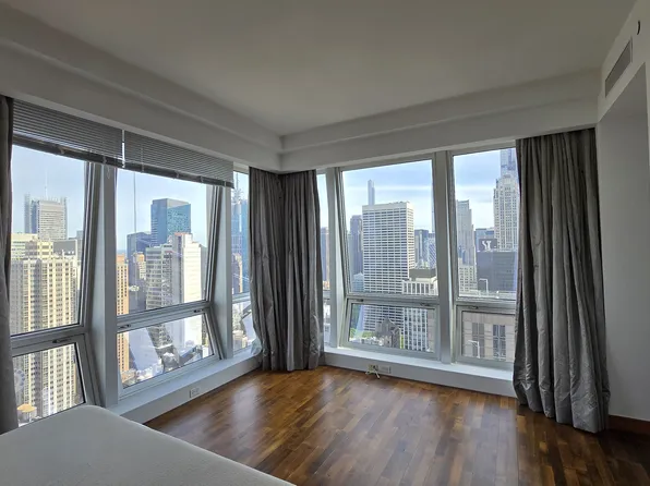 400 Fifth Avenue image 5 of 22