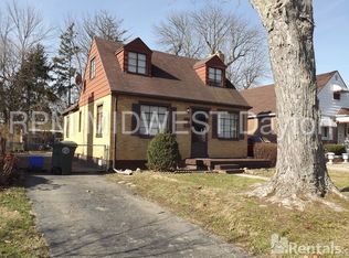 1535 Shaftesbury Rd, Dayton, OH 45406