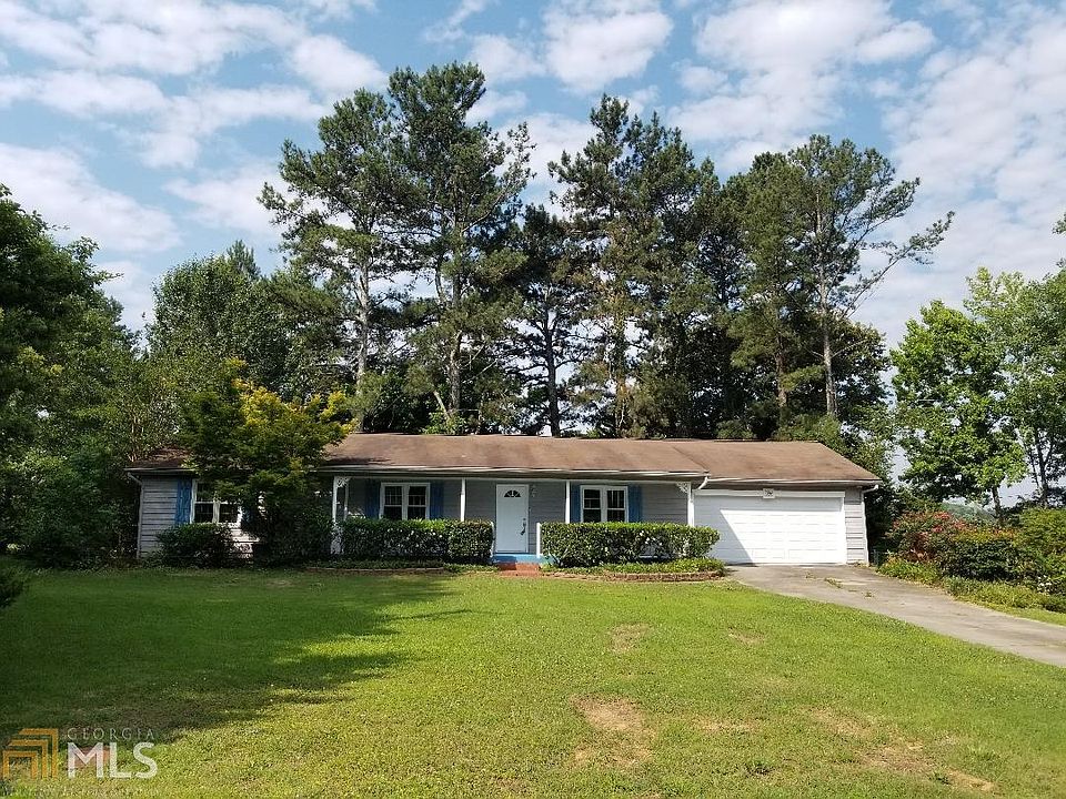 1st image of 2665 Majestic Cir