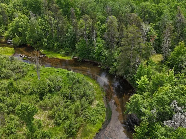 E Mail Rd, Gordon, WI 54838