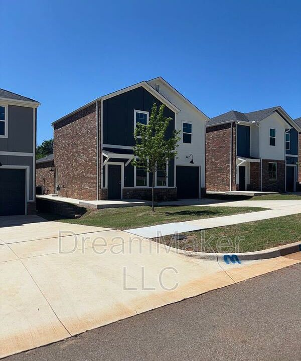 1st image of 1016 Varenna Ln