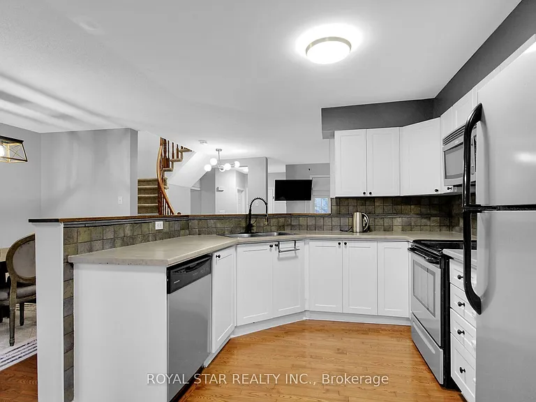 133 Margrave Ave — Photo 16