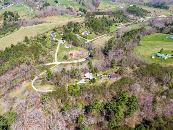4610 Brush Creek Rd, Riner, VA 24149