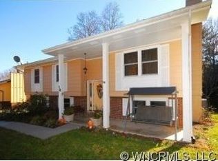 14 Sunnycrest Dr, Asheville, NC 28805