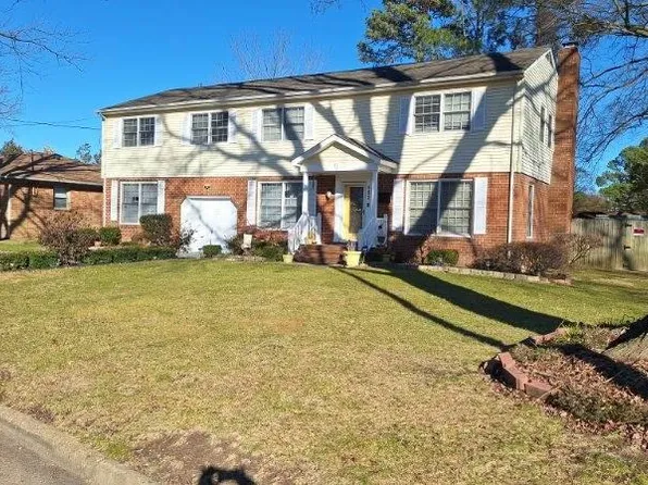 502 Spinnaker Rd, Newport News, VA 23602