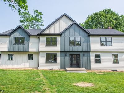 8 Village Rd, Florham Park, NJ, 07932