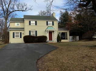 6103 Massachusetts Ave, Bethesda, MD 20816