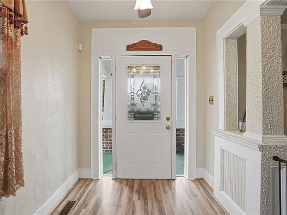 5th image of 1238 Marshall Ave