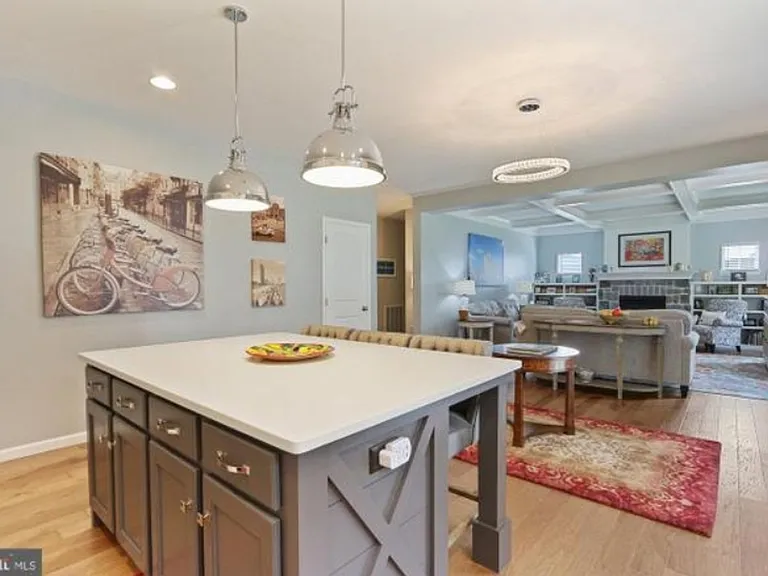 118 Stone Arch Dr — Photo 6