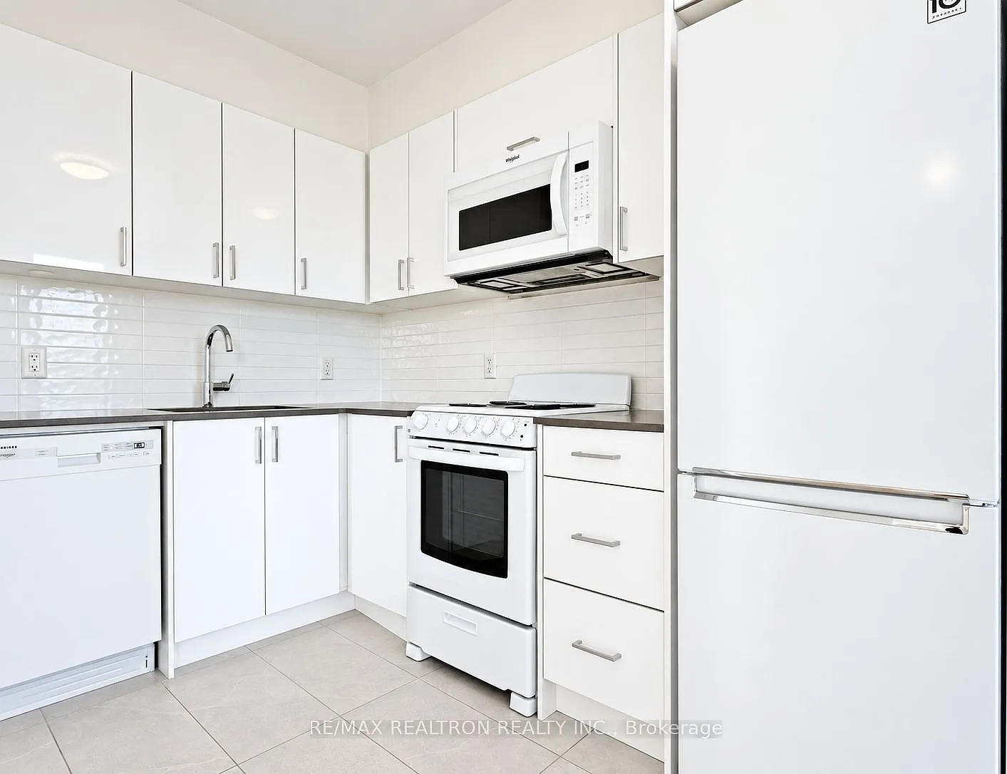 1 bed, $2,095 — Photo 4