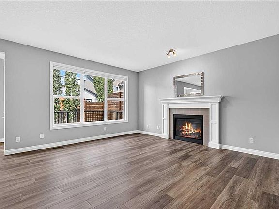 3rd image of 51 E Evansborough Rd NW