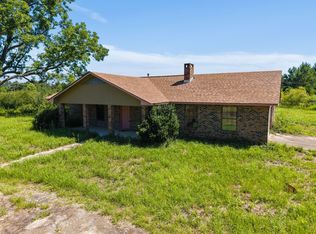 320 R Thompson Rd, Lumberton, MS 39455