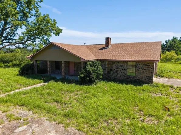 320 R Thompson Rd, Lumberton, MS 39455