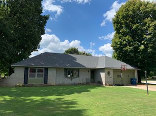 704 Jennison Pl, Carthage, MO 64836