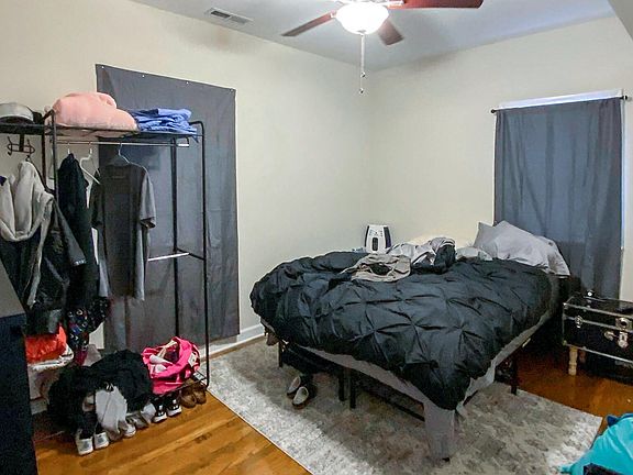 4th image of 4645 N Wolcott Ave