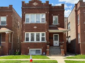 2252 N Laramie Ave, Chicago, IL