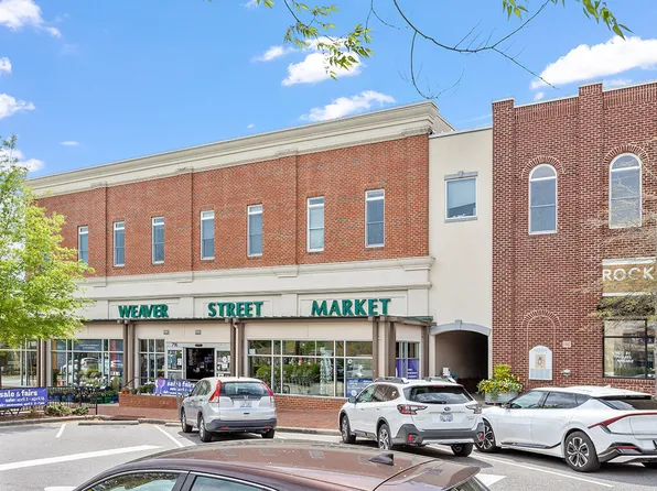 700 Market St Unit 207, Chapel Hill, NC 27516