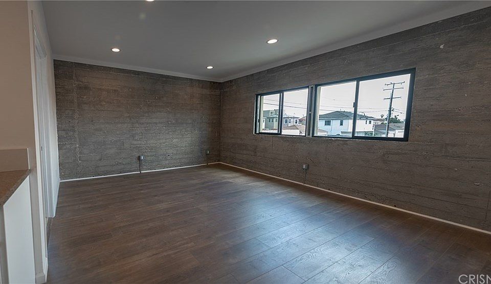 1st image of 2745 W Manchester Blvd #101