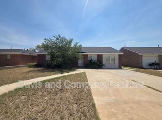 707 Devonian Dr, Midland, TX 79703